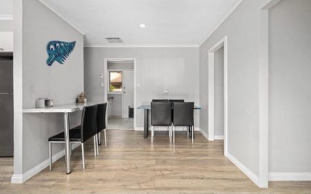 Mooroolbark - Photo 2