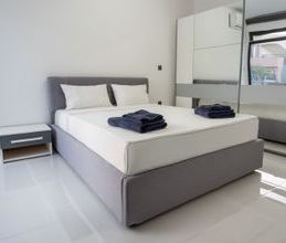 Μονοκατοικία για ενοικίαση - Καλύβια Θορικού, - Photo 4