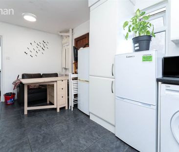 5 bedroom semi-detached house to rent - Photo 5