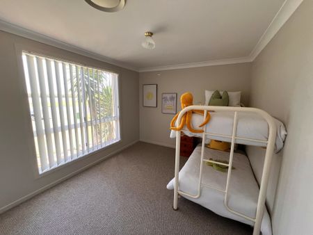 Fully Furnished 4 Bedroom Home with views over the Richmond River - Photo 5