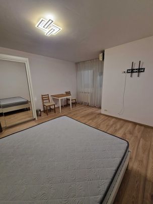 Dristor etaj 2 fix la metrou - Fotografie 1