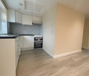1 Bedroom Flat To Let - HP12 - Photo 5