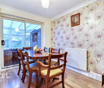 4 bedroom detached house to rent - Photo 3