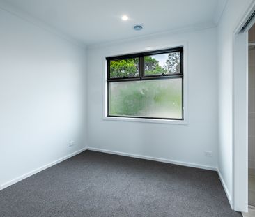 1 & 2/39 Burlington Street, Oakleigh VIC 3166 - Townhouse For Rent ... - Photo 6