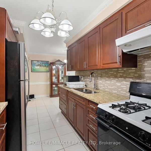 For Lease - 85 Autumn Boulevard, Brampton, Ontario - Photo 1