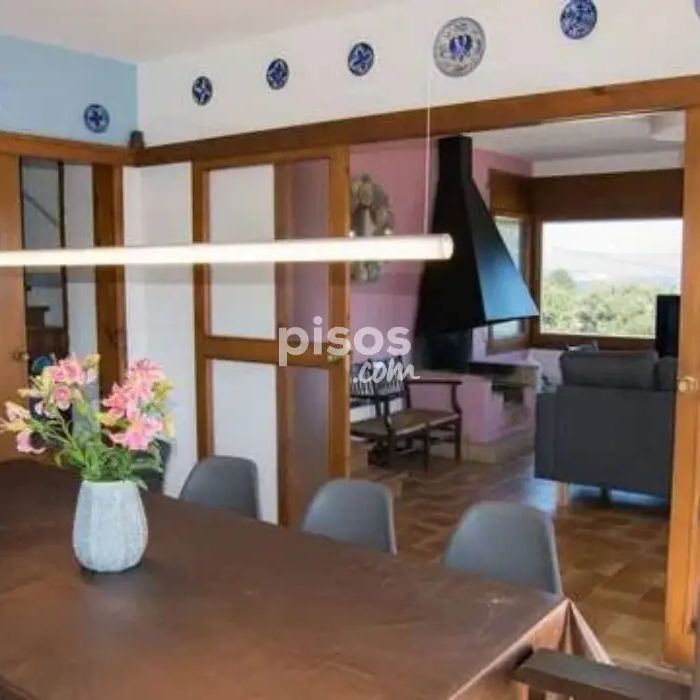 Chalet en alquiler en Carretera de la Platja del Racó, cerca de Carrer de la Cala Moreta - Photo 1