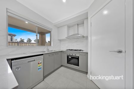 13 Railway Avenue, Donnybrook. - Photo 5