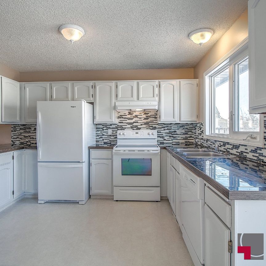 72, 1190 Ranchview Road NW - Photo 1