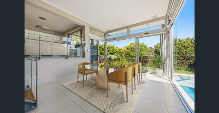 Expansive Family Haven with Harbour Views and Resort-Style Living - Photo 2