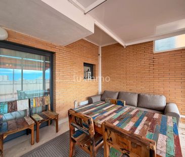 Mediterranean Penthouse with Terrace in San Juan - Photo 5