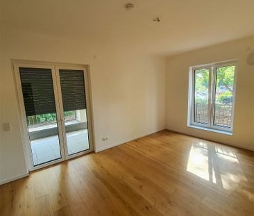Hochwertige 4-Zimmer-Wohnung in modernem Mehrparteienhaus zu vermieten - Foto 2