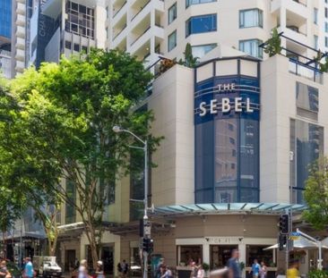 Fully Furnished One Bedroom Unit in the Heart of Brisbane - Photo 1