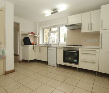 Martindale Way, Sawston £1,500 pcm ⓘ The monthly or weekly payment ... - Photo 2