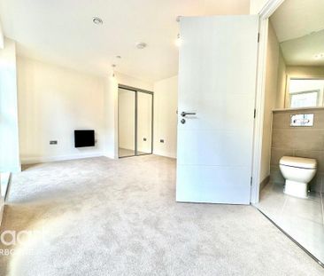 2 bedroom apartment to rent - Photo 6