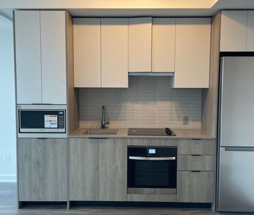 For Lease - 1007 The Queensway Avenue Unit# 426, Toronto, Ontario - Photo 3