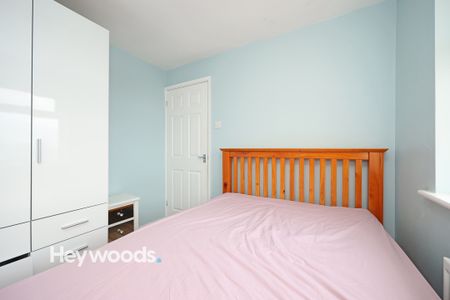 4 bed detached house to rent in Ludford Close, Newcastle, Staffordshire - Photo 4