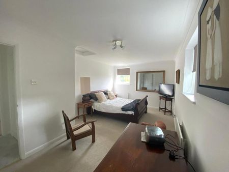 2 bedroom detached house to rent - Photo 4