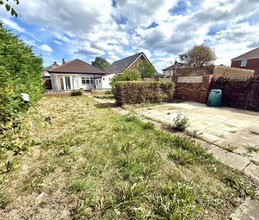 3 bedroom detached bungalow to rent - Photo 4