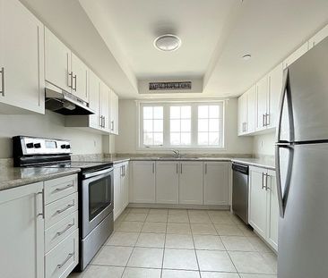 For Lease - 2376 Chevron Prince Path, Oshawa, Ontario - Photo 2