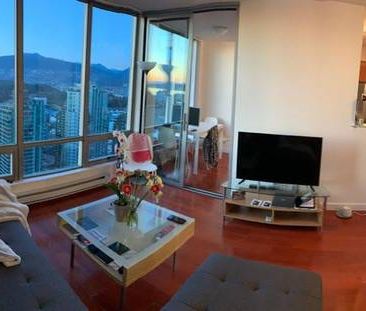 Waterview One bedroom with 2 den in coal harbour downtown Vancouver - Photo 4