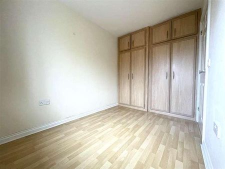 Lakeview Chase, Hamilton, Leicester, LE5 - Photo 3