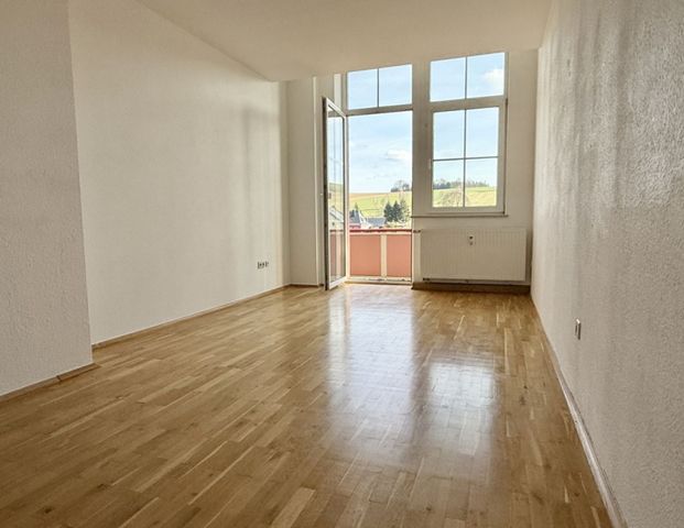 3-Raum • Sonnenbalkon • Parkett • Einbauküche möglich • Stellplatz • RARITÄT Schnell sein ! - Photo 1