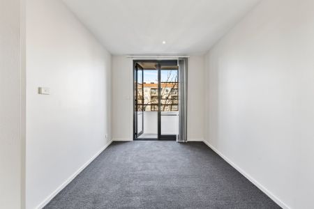 10/3 Burke Crescent, Griffith ACT 2603 - Apartment For Rent | Domain - Photo 2