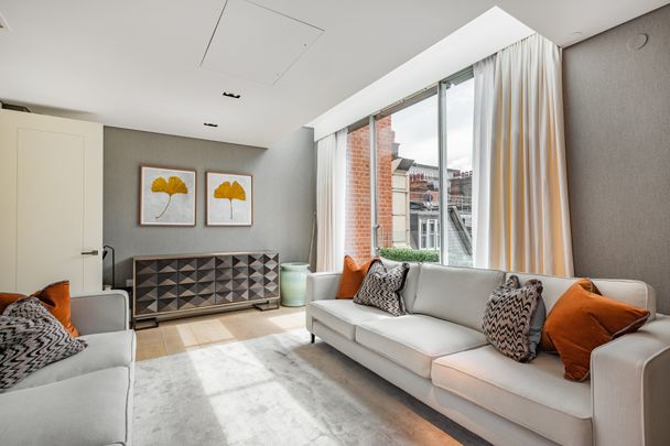 Green Street, Mayfair, W1K 6RQ, London - Photo 1