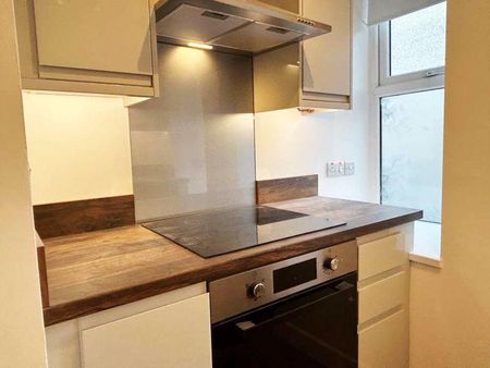 Studio to rent - Photo 4