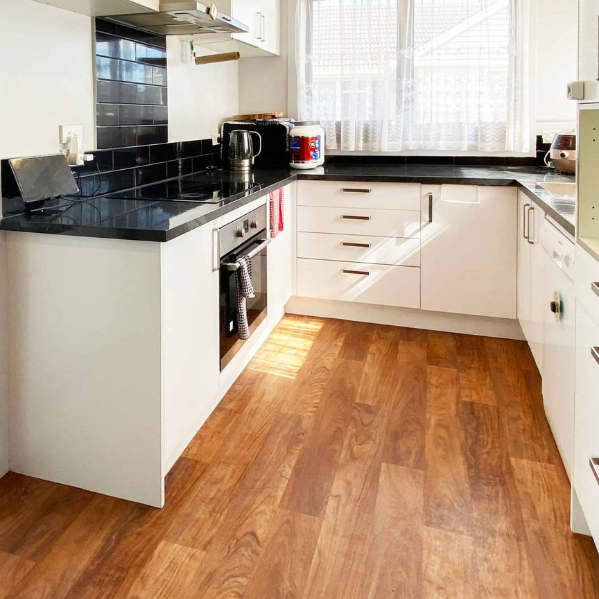 In the Zones, Close to the Action! - Photo 1