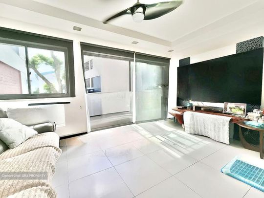 Blk 634 Hougang Avenue 8 (Hougang), HDB Executive - For Rent - Photo 1