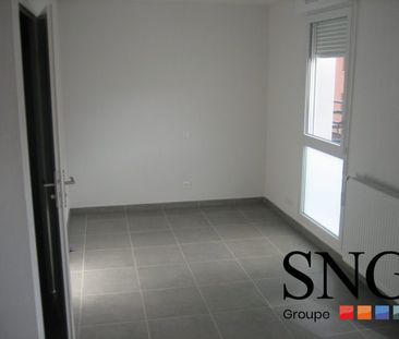 T2 AVEC BALCON + PARKING - Photo 3