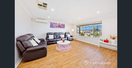 Stunning Family Home in Prime Landsdale Location! - Photo 5