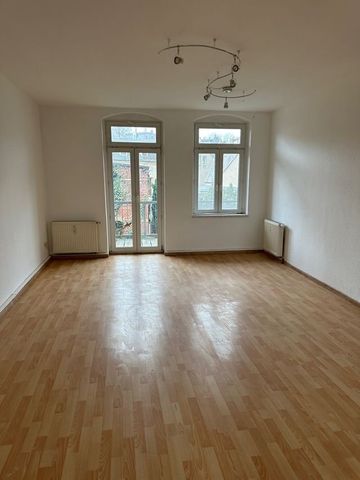 ++ 3-Raum-Wohnung mit Balkon und Pkw-Stellplatz ++ - Photo 5