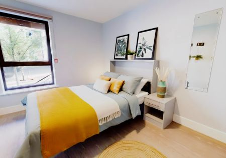 Platinum 1 Bed - Photo 2