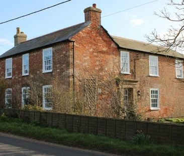 Milford On Sea - Photo 3