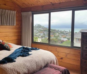 Elevated and Sunny - Photo 3