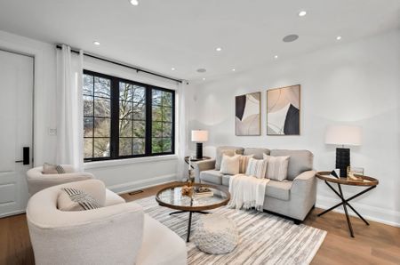 For Lease - 180 Glenwood Crescent, Toronto, Ontario - Photo 4