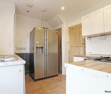 2 bedroom property to rent in Dagenham - Photo 5