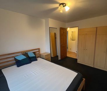 1 Bed Flat, Mayers Lane, SE14 - Photo 4