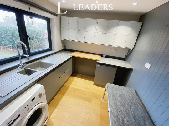 4 bedroom bungalow to rent Kayfen, Witham-On-The-Hill, Bourne, PE10 - Photo 1