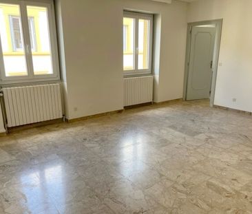 Location Appartement 2 pièces 74m² TARARE 69170 - Photo 4