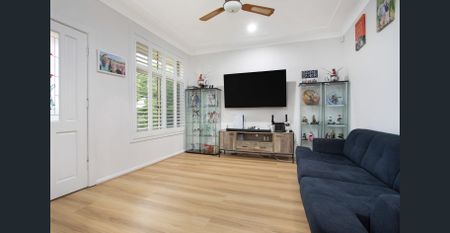 A Lovely Brick Home - Photo 5