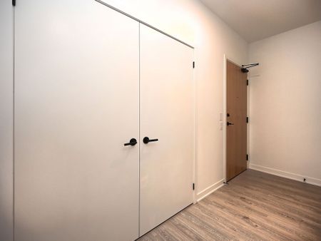 For Lease - 2495 Eglinton Avenue Unit# 704, Mississauga, Ontario - Photo 2