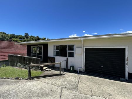 Freshly Updated 2 Bedroom Home Close to Schools and City - Ready Soon! - Photo 5