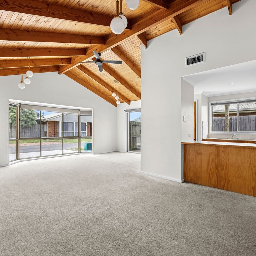 Quiet Location - Private and Secure Three Bedroom Home - Photo 1