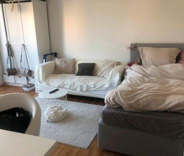 UNTERMIETE SCHÖNE 1-ZIMMER WOHNUNG MIT BALKON - Photo 5