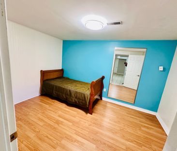 For Lease - 232 Aldercrest Road, Toronto, Ontario - Photo 3
