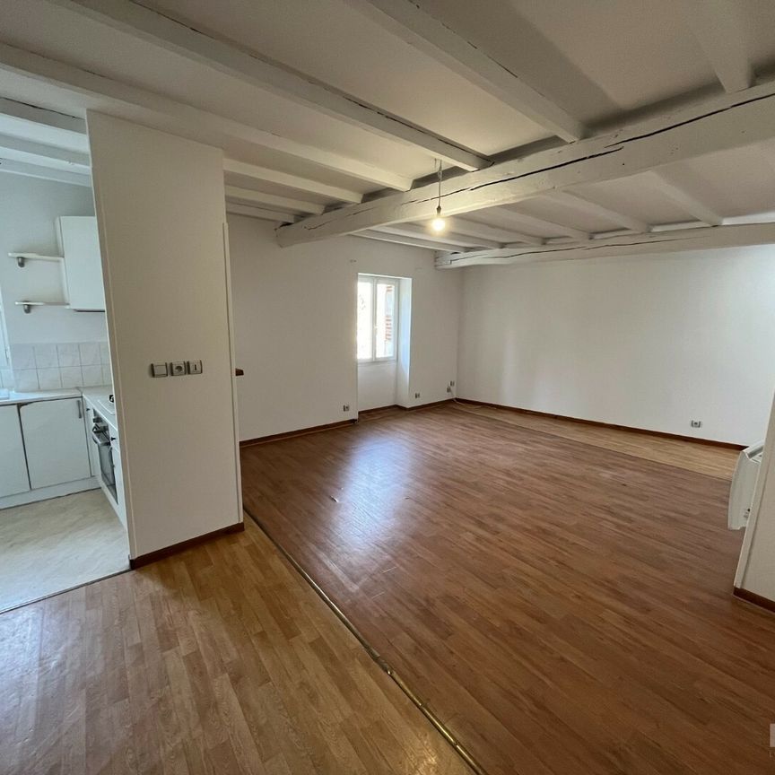 Location Appartement 4 pièces 80m² CAHORS 46000 - Photo 1