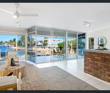 Waterfront Family Home with a Pool! - Photo 2